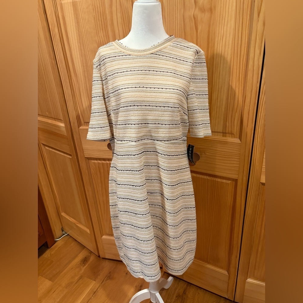 Madison Leigh Wmns Sz 14 Multicolor
Polyester Round Neck Half Sleeve Dress NWT